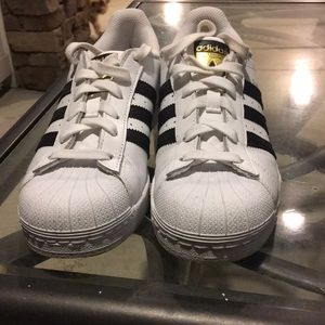 Adidas superstar